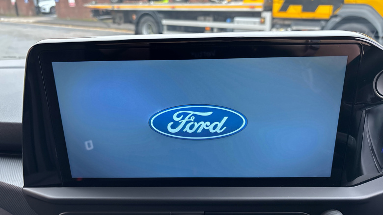 Ford Transit Custom E-320 L1 Rwd 100kW 65kWh H1 Van Limited Auto